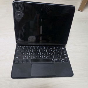 아이패드 에어4세대 256G + 서드파티 키보드
