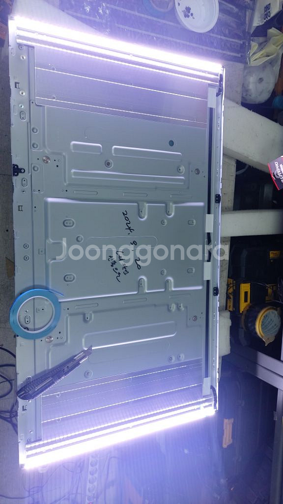 LG 42인치 사이니즈FHD멀티지원모니터--8