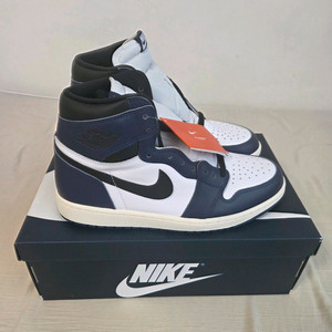 (새상품)조던1하이 미드나잇 네이비 270 나코탭