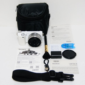 [소니] NEX-5T 화이트 5,752컷 팝니다.