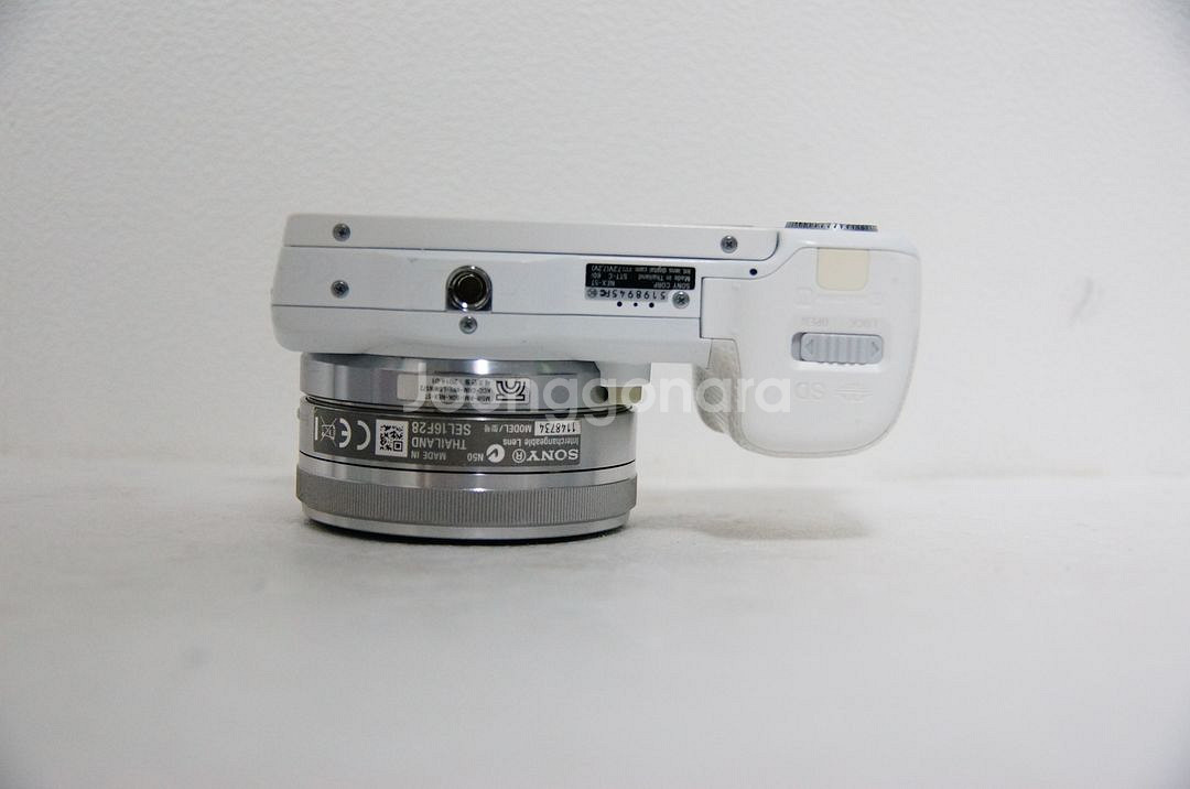 [소니] NEX-5T 화이트 5,752컷 팝니다.--8