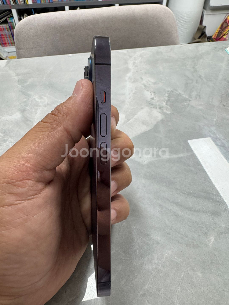 아이폰 14프로 512GB 미국판 입니다.--2