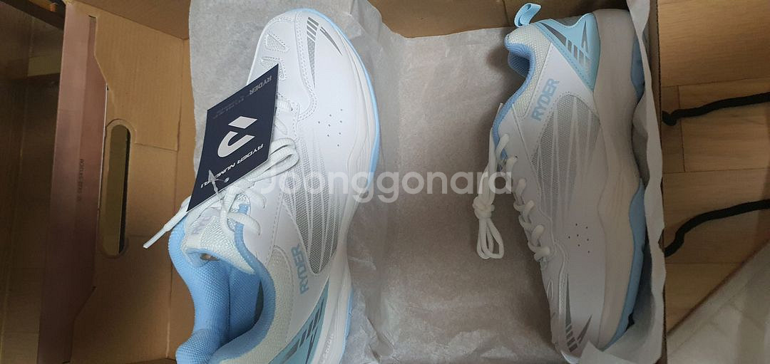 신형 라이더 배드민턴화 박스채새상품 ㅡ240,270--5