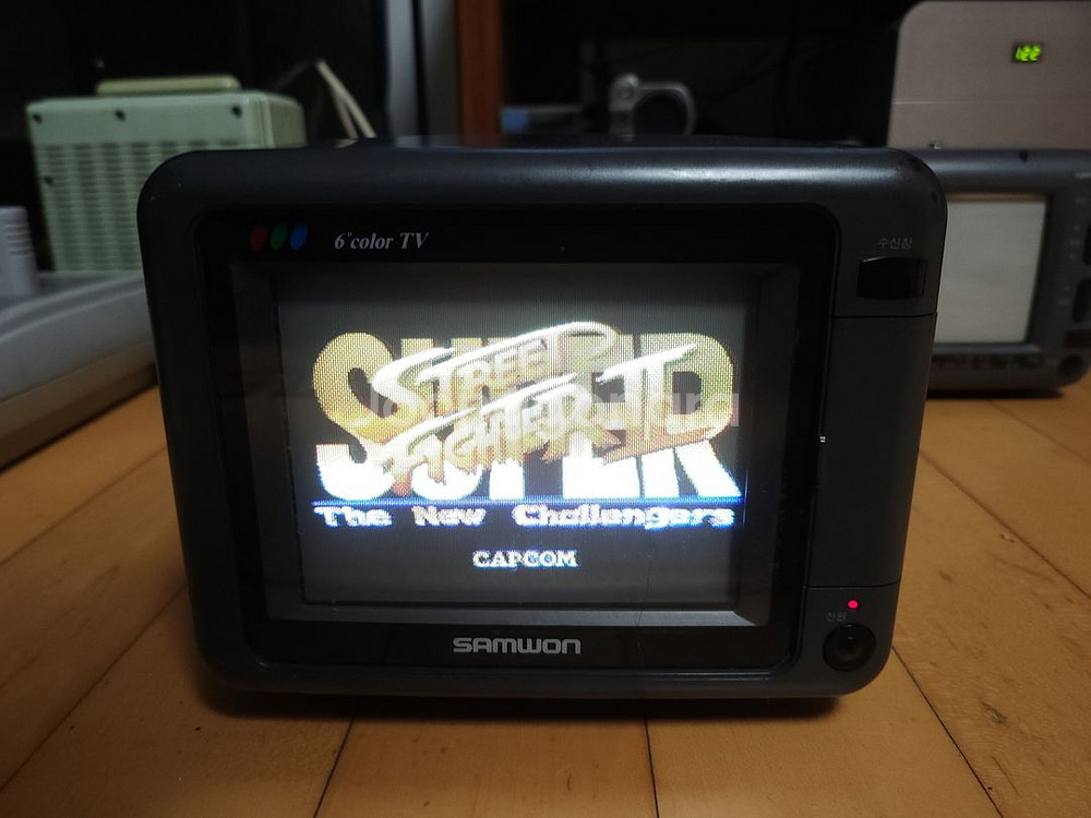 레트로 삼원 엑설런트5 6인치 브라운관 컬러 TV 티비--1