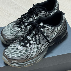 뉴발란스 u740bsm