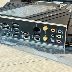12600K Z690-F gaming wifi ddr5