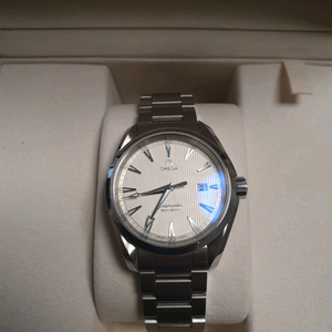 정품 오메가 아쿠아테라 양각 쿼츠 38.5미리 흰판