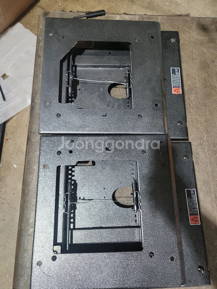 더뉴카니발올뉴카니발9인승2열좌우공간레일브라켓판매합니다--2