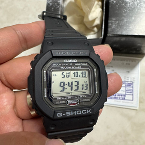 지샥 GW-5000U-오천이 팝니다.