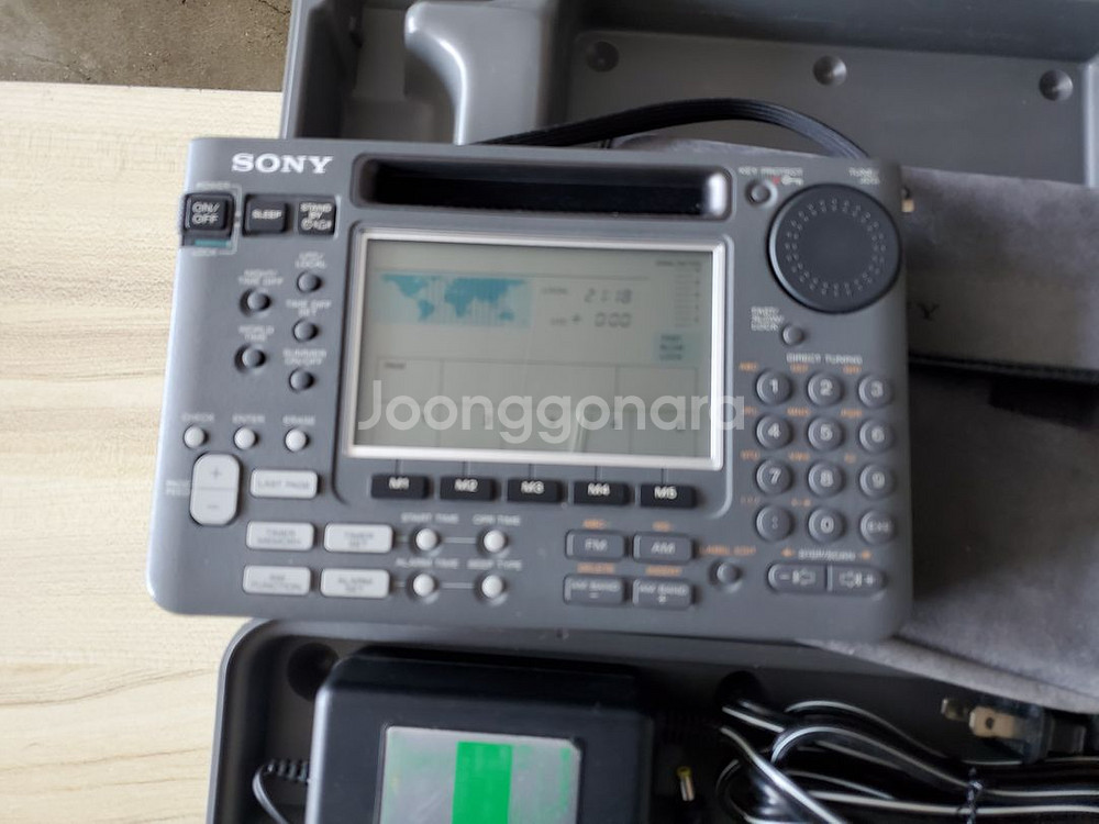 소니 단파 라디오 SW-55 박풀 팝니다.--1