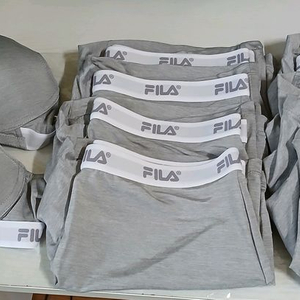 [미착용 새상품] 휠라 노와이어 브라, 사각드로즈 판매