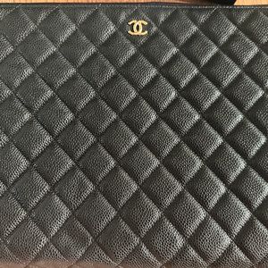 샤넬클래식파우치 라지