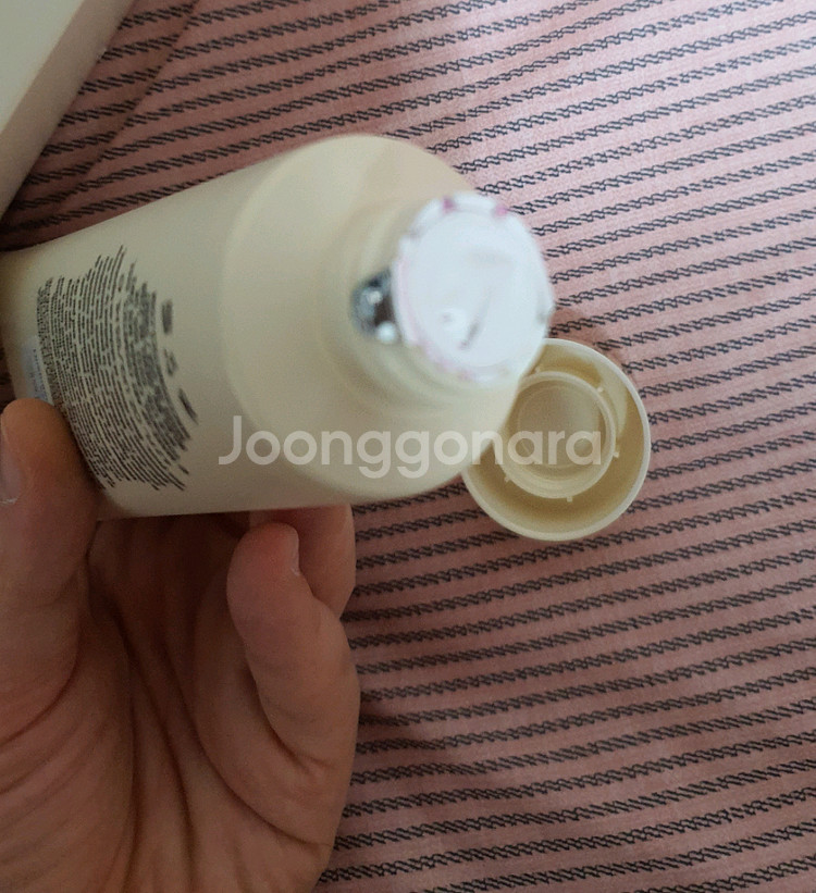(네고,~28년2월1일)125 맥 하이퍼리얼 클렌징 폼--2