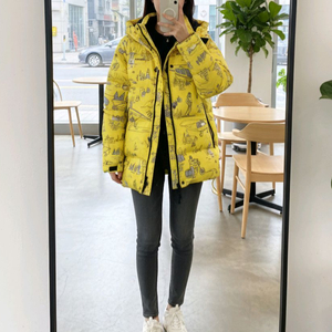 [90]<디스커버리 익스페디션> 옐로우그래픽패턴패딩