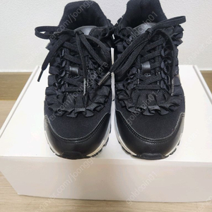 슈콤마니보니 여성스니커즈