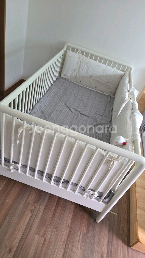 홈앤힐하모데이베드아기침대(매트리스제외)아기실사용3개월--0