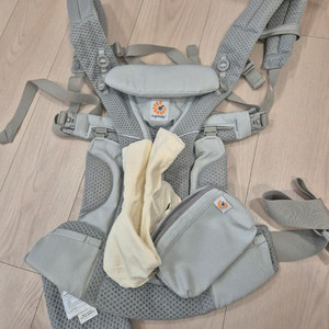 에르고베이비 옴니브리즈 펄그레이