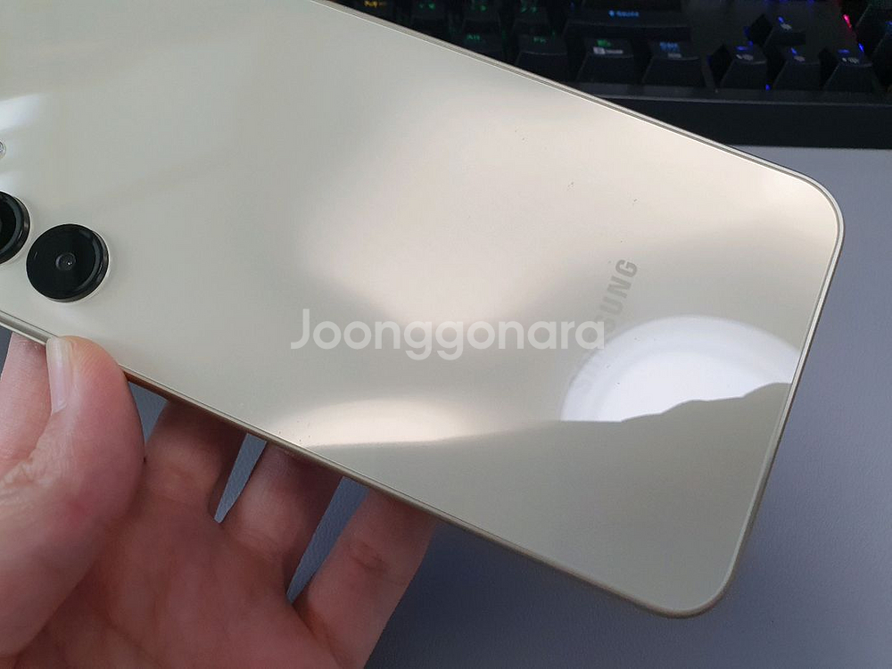 갤럭시 버디4 / 128GB / 골드--3