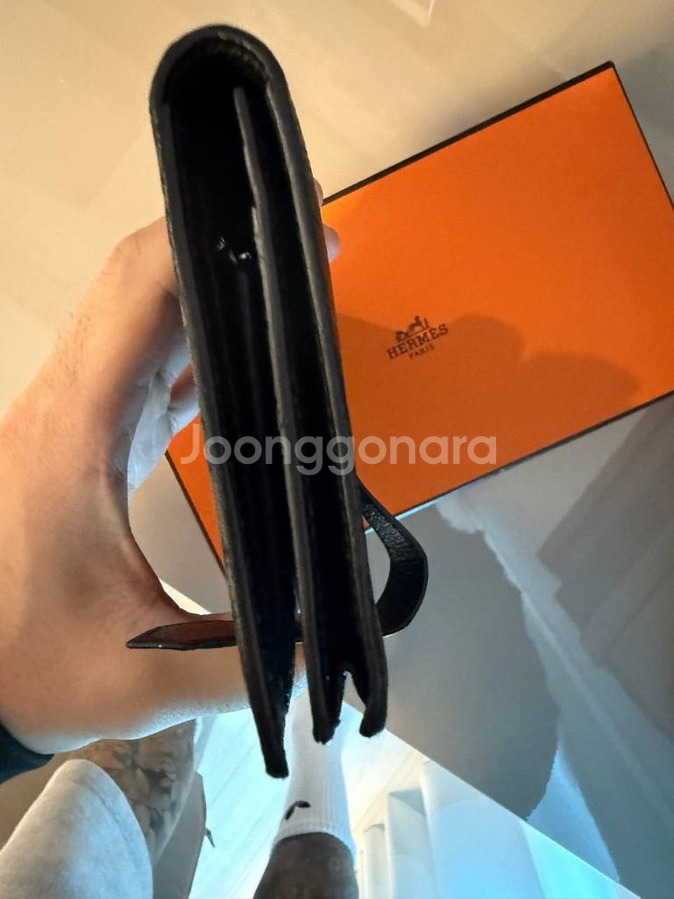 에르메스 베안 장지갑 은장 급매로팝니다.--4