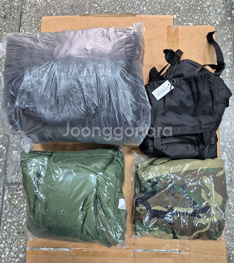 미군 오리지날 고어텍스침낭 4p 민트급판매합니다.--1
