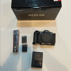 캐논 eos r8 팝니다
