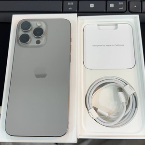 S급/풀박스)아이폰15프로맥스 네추럴 512GB/85%