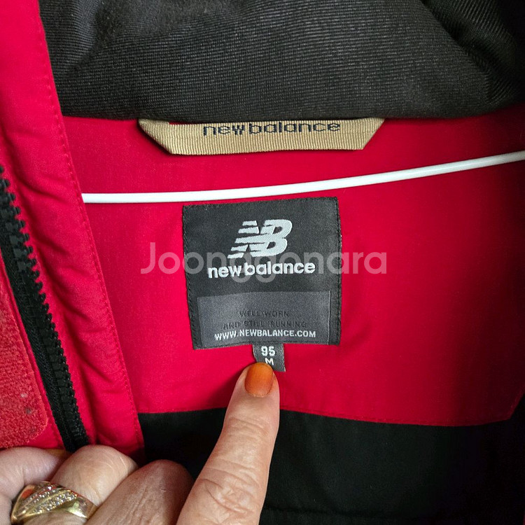 뉴발란스 오리털패딩--3