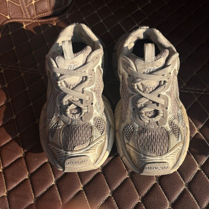 발렌시아가 3XL 에그쉘