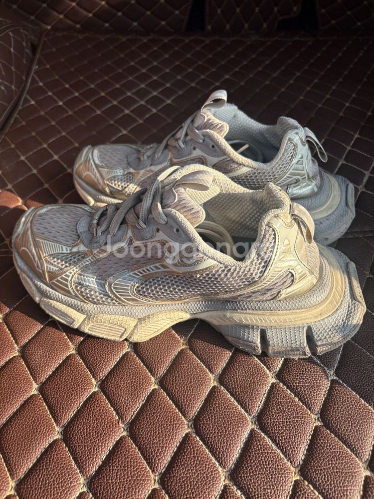 발렌시아가 3XL 에그쉘--1