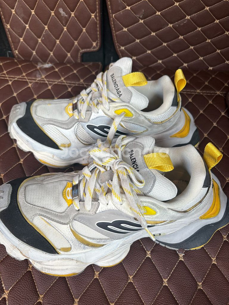 발렌시아가 유니온 카고--1