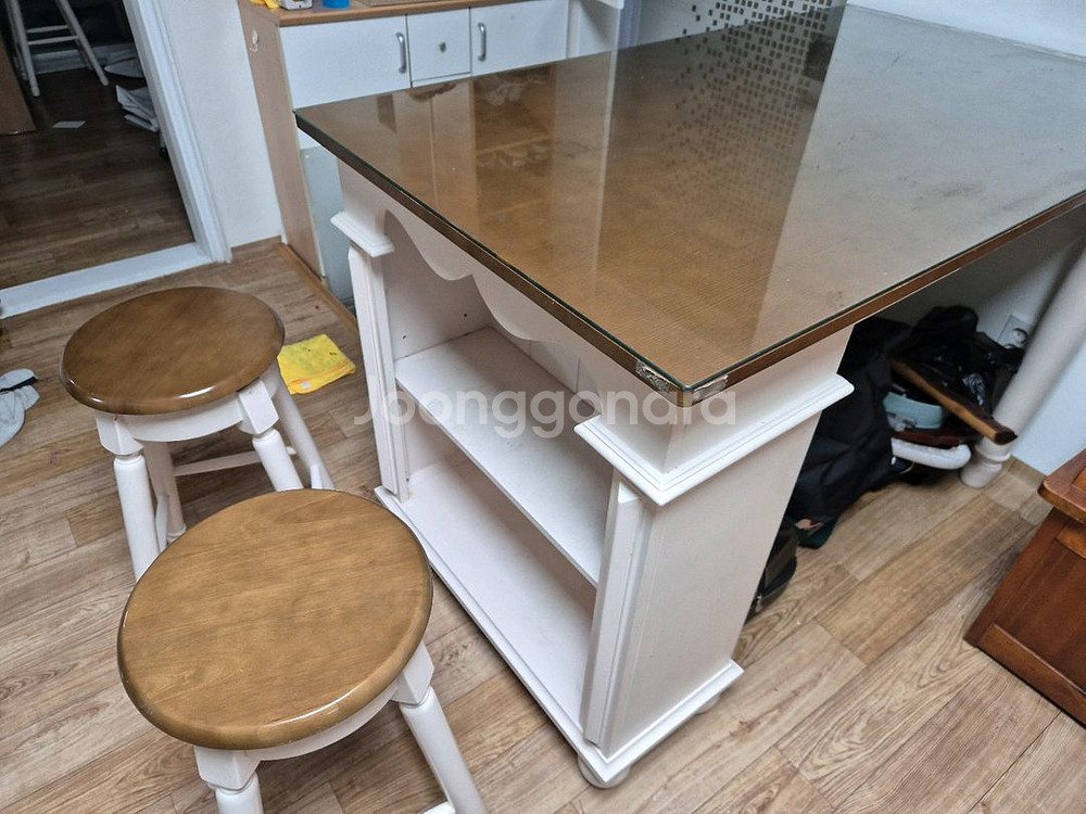 고급아일랜드식탁--2