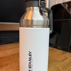 스탠리1913 클래식 그라울러 맥주통 1.9L