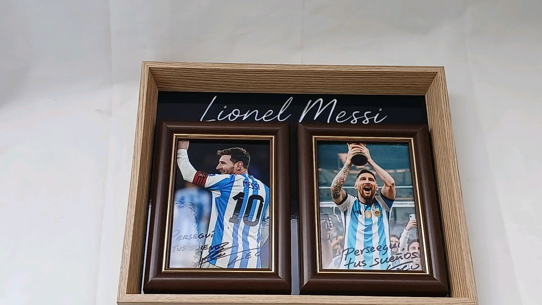 리오넬 메시 명언 & 사인 더블 프레임 (2722cm)--5