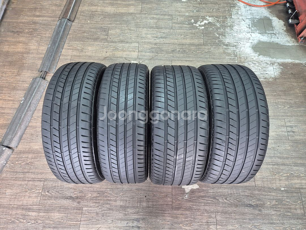 2454520/2754020*245 45 20브릿지스톤--0