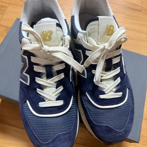 뉴발란스 574 레거시 네이비 235mm