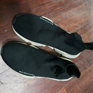 발렌시아가 스피드러너 사이즈39 사이즈40남녀공용사이즈