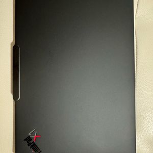 레노버 ThinkPad X1 Carbon Gen12