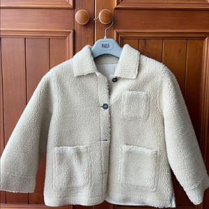 아프리콧 스튜디오 무스탕 자켓 M