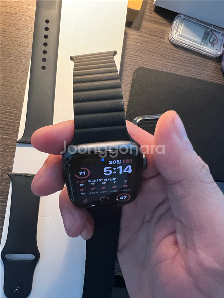 애플워치se 44mm gps 미드나이트--4