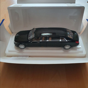 오토아트 벤츠 s600 마이바흐 풀만 1:18