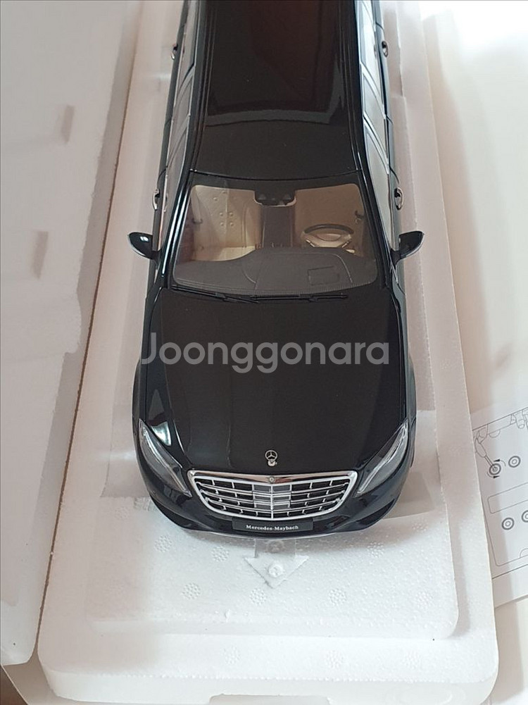 오토아트 벤츠 s600 마이바흐 풀만 1:18--2