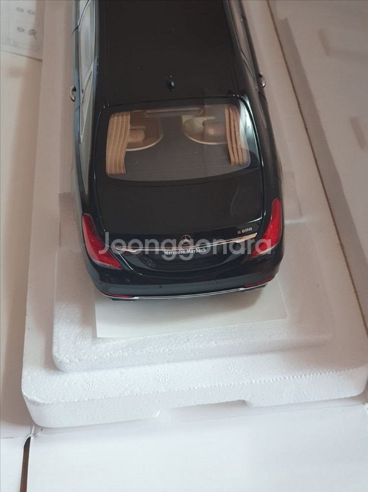 오토아트 벤츠 s600 마이바흐 풀만 1:18--3