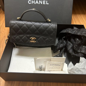 샤넬 캐비어 백팩겸숄더 신상