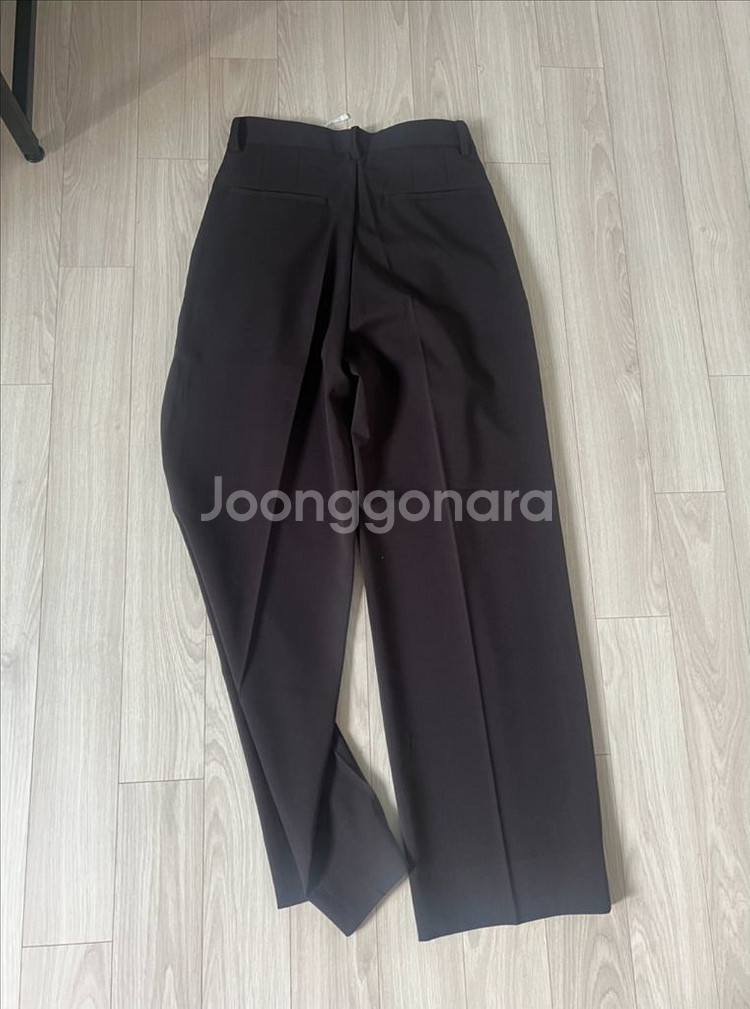 라벨 아카이브 릴랙스드핏 팬츠 브라운(여성1)--1