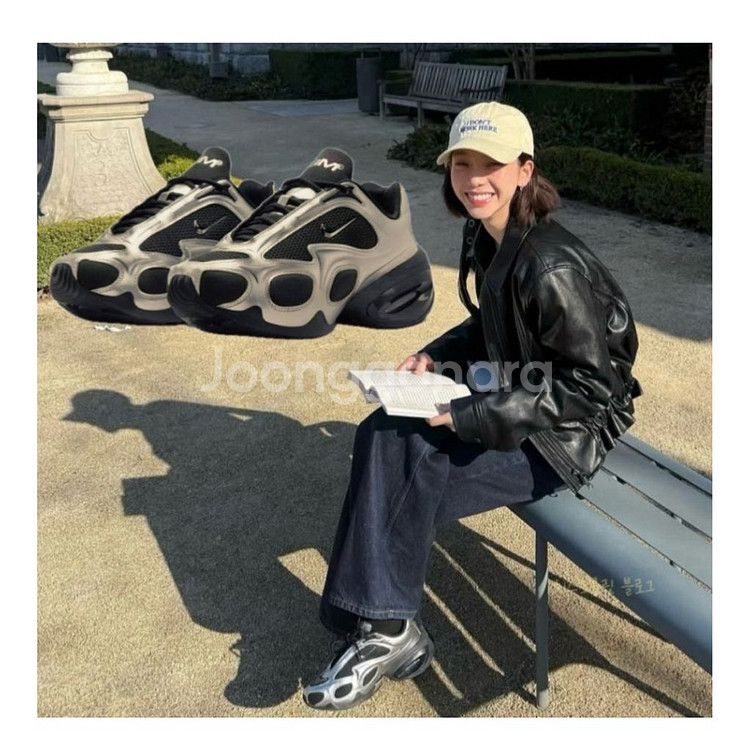 에어맥스 뮤즈 245 새상품--2