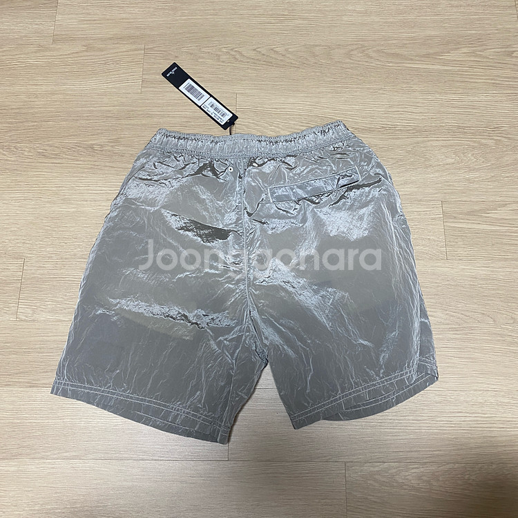 스톤 아일랜드 나일론 쇼츠--3