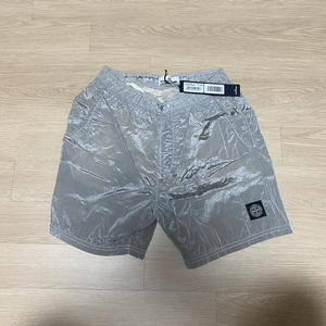 스톤 아일랜드 나일론 쇼츠