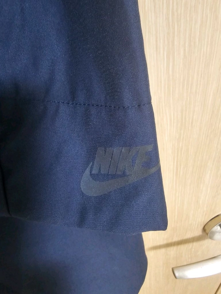 나이키 테크팩 여성 바람막이 이미지