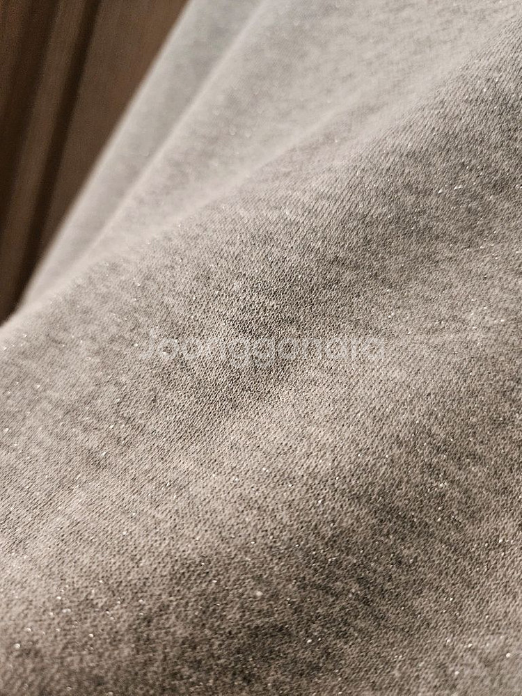 더캐시미어 텍스처 블록 글리터 탑--4