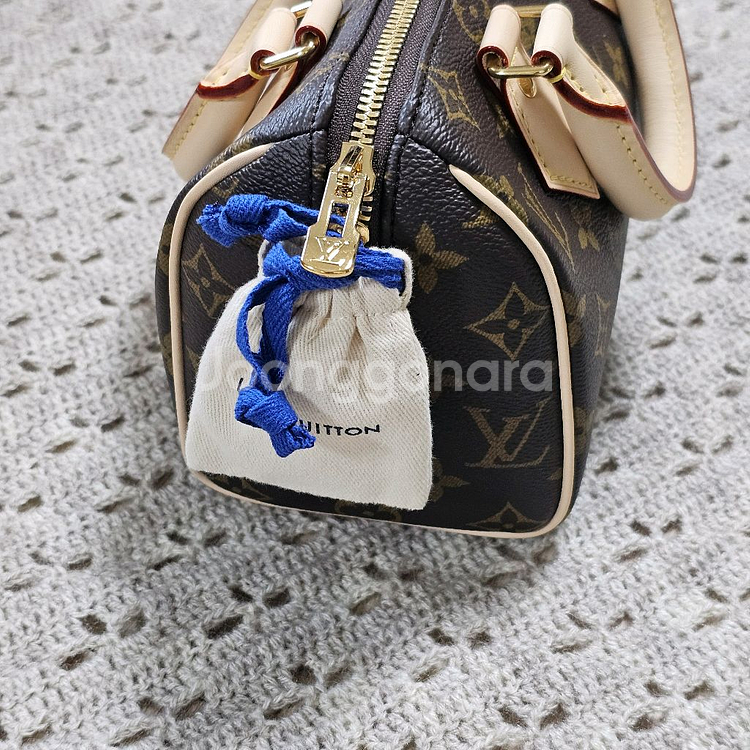 루이비통 스피디 반둘리에20 새상품--2